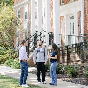 Students talking with an advisor